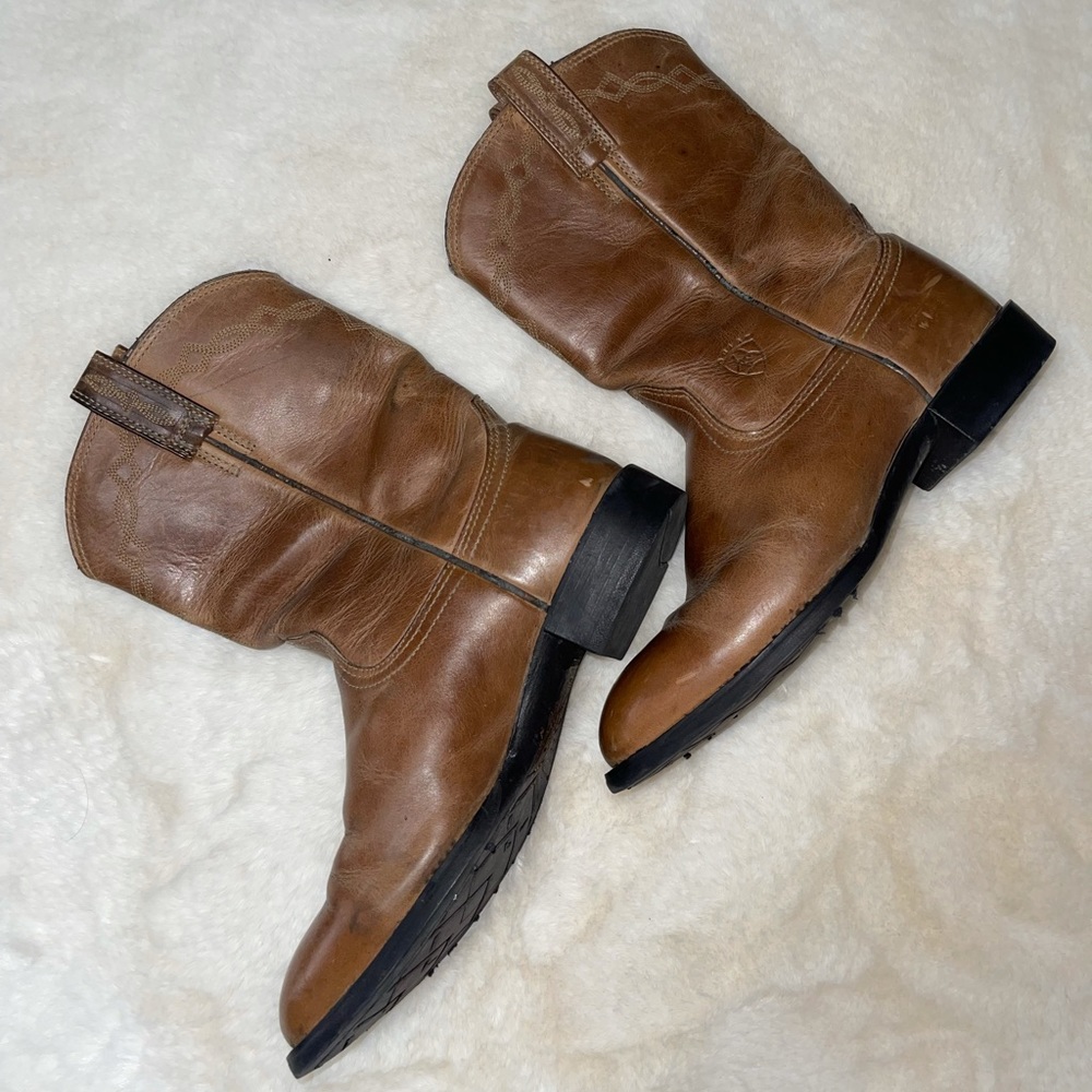 Ariat Boots mid Calf 8.5 C